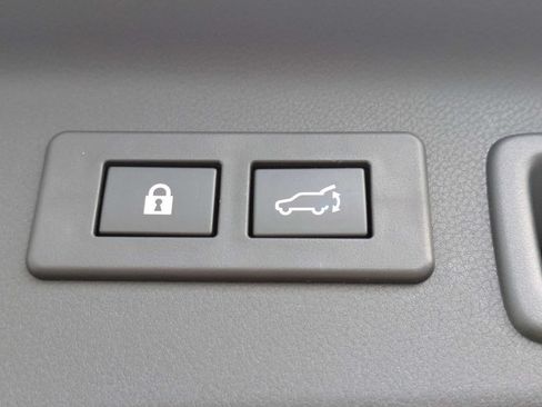 Certified 2025 Subaru Forester Touring w/ Popular Package - Touring AWD/4WD image 14