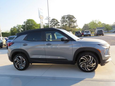 New 2026 Chevrolet TrailBlazer RS FWD image 6