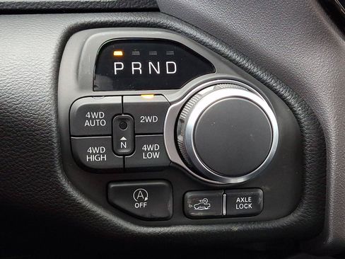 New 2026 RAM 1500 Big Horn AWD/4WD image 11