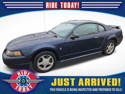 Used 2002 Ford Mustang Coupe image 1