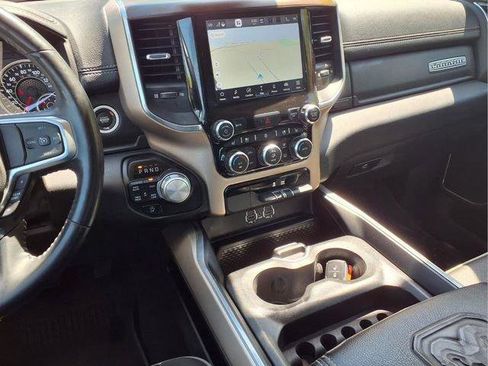 Used 2022 RAM 1500 Laramie AWD/4WD image 6
