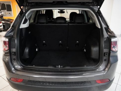 Used 2018 Jeep Compass Limited w/ Navigation Group image 13