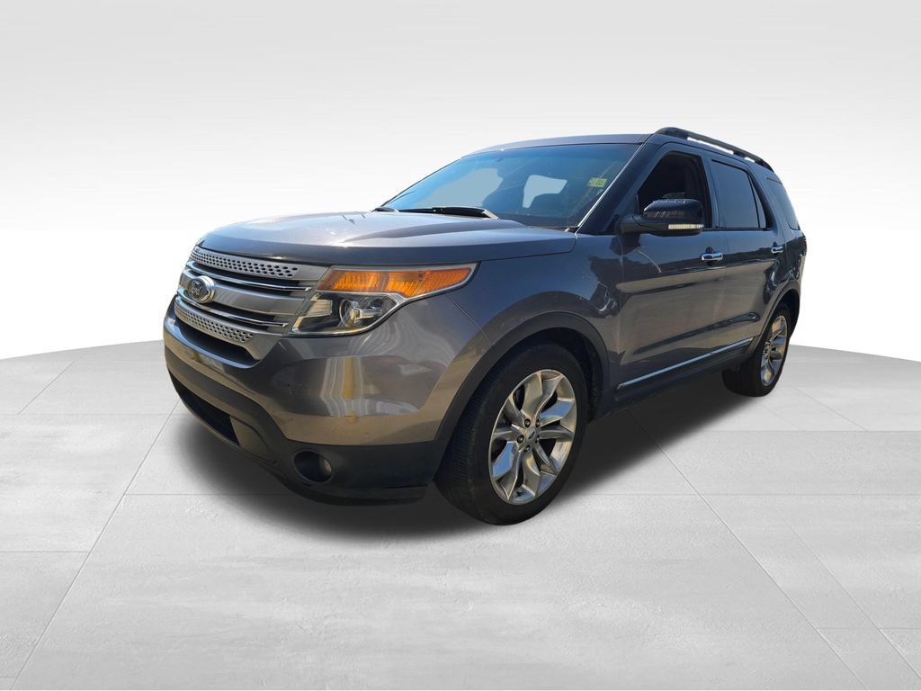 Used 2013 Ford Explorer XLT FWD image 6