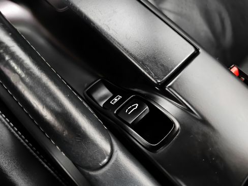 Used 2011 Porsche 911 Targa 4S image 34