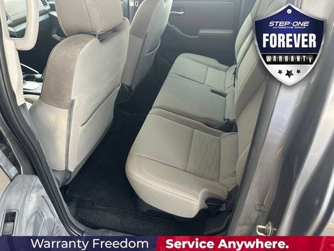 Used 2022 Nissan Frontier SV AWD/4WD image 29
