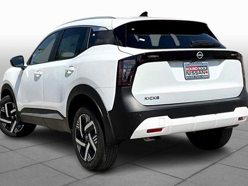 New 2026 Nissan Kicks SV image 7