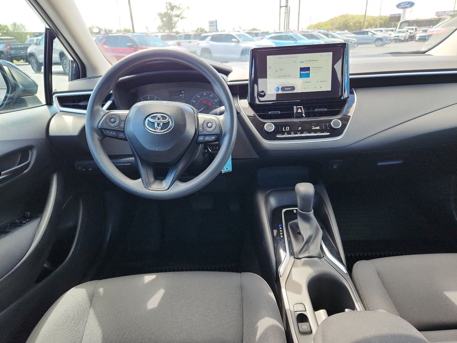 Used 2025 Toyota Corolla LE FWD image 12