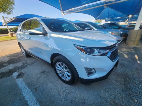 Used 2019 Chevrolet Equinox LT w/ Driver Convenience Package FWD image 1