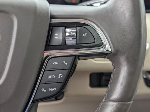 Used 2021 Lincoln Navigator Reserve w/ Luxury Package AWD/4WD image 25