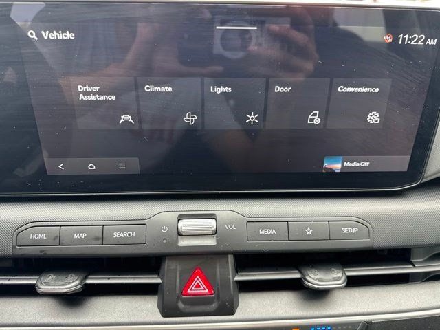 Used 2025 Kia K4 FWD image 24