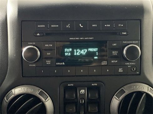 Used 2017 Jeep Wrangler Unlimited Sport image 18