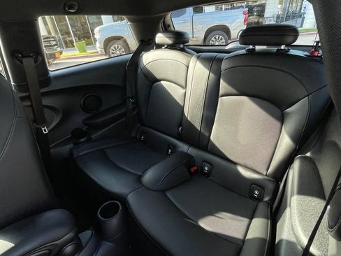Used 2023 MINI Cooper S FWD image 25