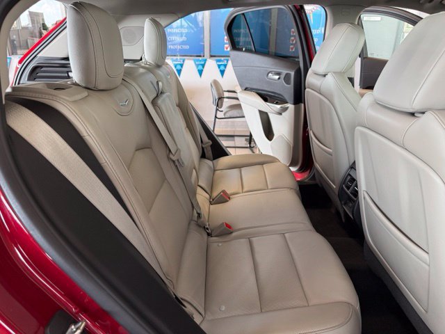 Used 2019 Cadillac XT4 Premium Luxury AWD/4WD image 23