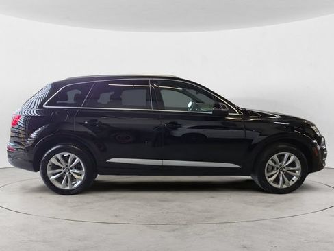 Used 2019 Audi Q7 3.0T Premium Plus w/ Premium Plus Package AWD/4WD image 4