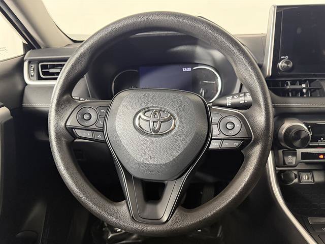 Certified 2023 Toyota RAV4 LE AWD/4WD image 13