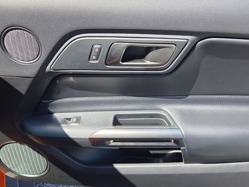 Used 2021 Ford Mustang Shelby GT500 w/ Technology Package image 24