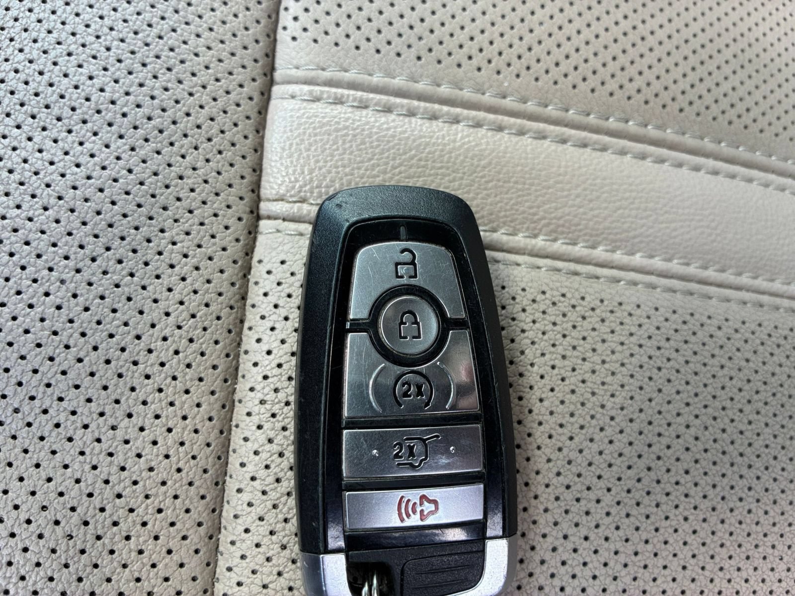 Used 2024 Ford Expedition Max Limited RWD image 27