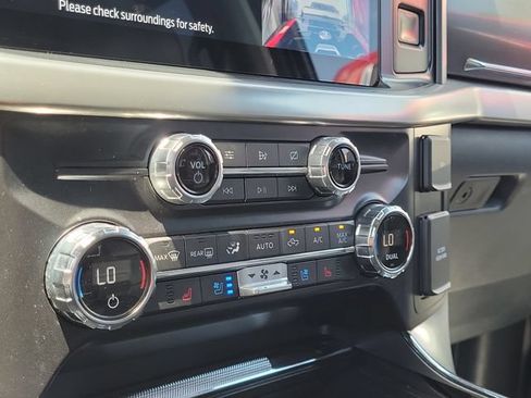 Used 2021 Ford F150 Lariat AWD/4WD image 29