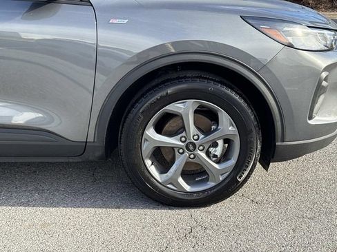 Used 2025 Ford Escape ST-Line w/ Equipment Group 301A image 8