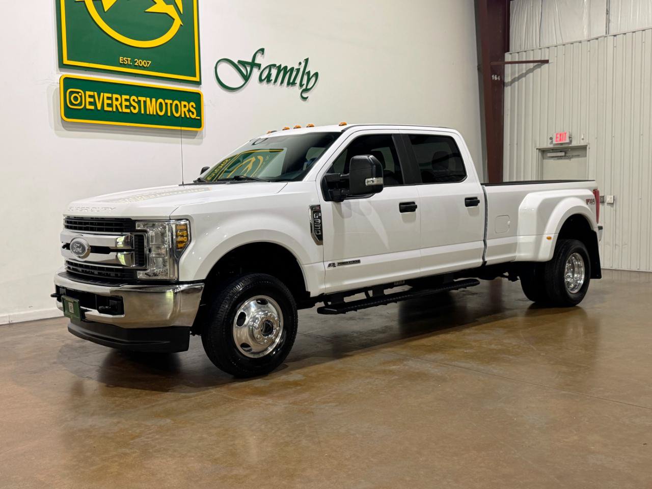 Used 2019 Ford F350 XL w/ STX Appearance Package AWD/4WD image 3