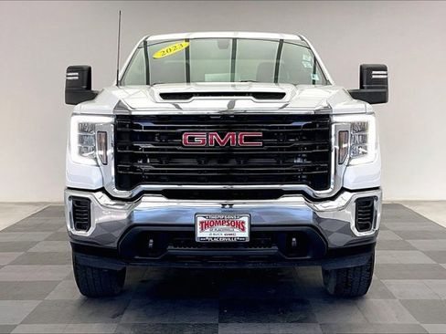 Used 2023 GMC Sierra 2500 Pro w/ Convenience Package image 2