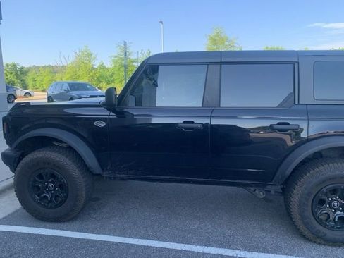 Used 2022 Ford Bronco Wildtrak image 13