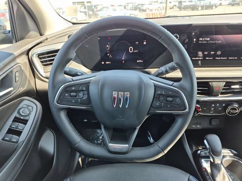 Used 2025 Buick Encore GX Sport Touring w/ Advanced Technology Package AWD/4WD image 17