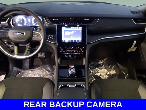 New 2025 Jeep Grand Cherokee Altitude RWD image 16