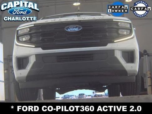 Used 2025 Ford Expedition Active RWD image 3