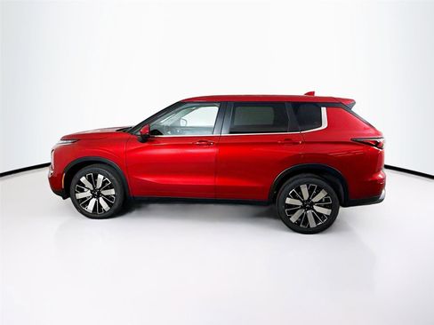 New 2026 Mitsubishi Outlander SE image 26