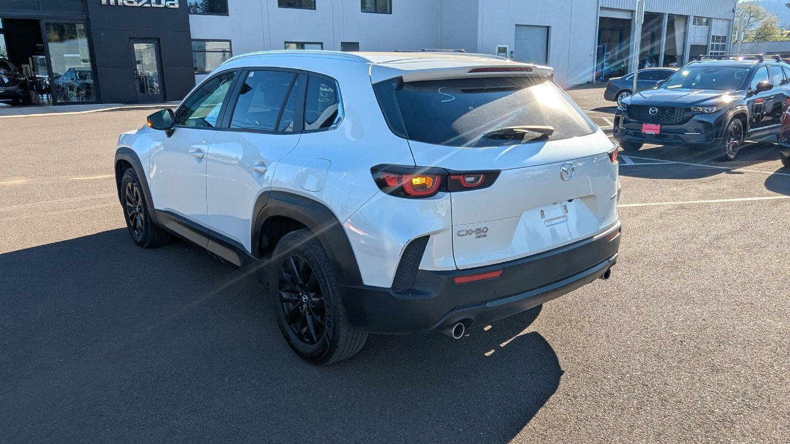 Used 2025 MAZDA CX-50 AWD 2.5 S w/ Preferred Package image 3