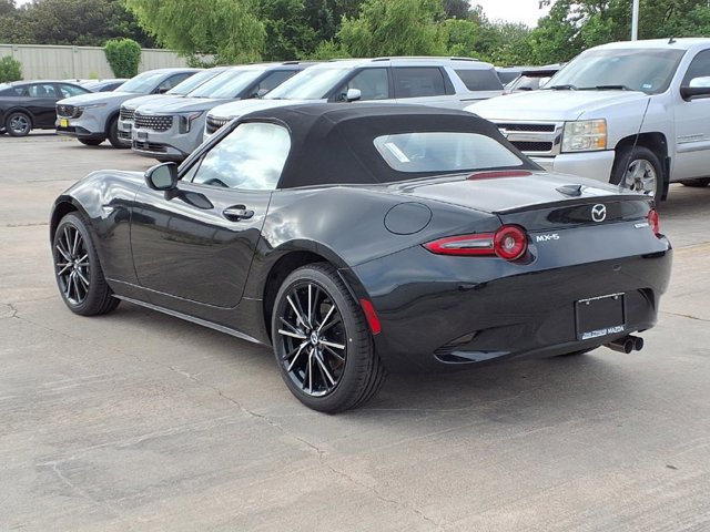 New 2026 MAZDA MX-5 Miata Grand Touring RWD image 2