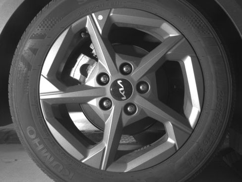 Used 2025 Kia K4 LXS FWD image 15