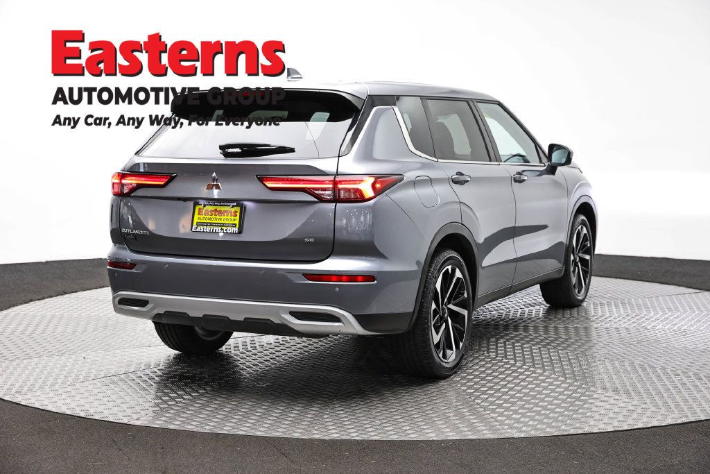 Used 2024 Mitsubishi Outlander SE FWD image 7