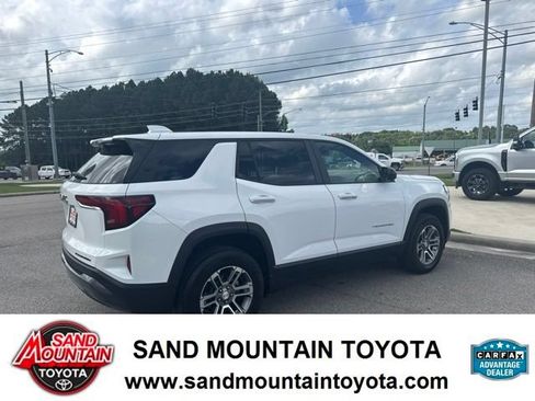 Used 2025 GMC Terrain Elevation w/ Technology Package II AWD/4WD image 3