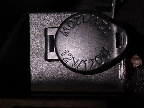 Used 2015 Toyota Camry SE image 10