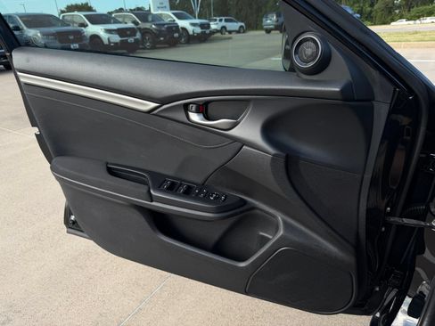 Used 2019 Honda Civic EX image 26
