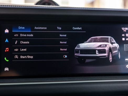 New 2026 Porsche Cayenne AWD/4WD image 57