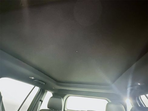 New 2025 Jeep Grand Cherokee Limited image 14