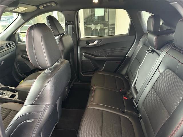 Certified 2023 Ford Escape ST-Line w/ Tech Pack #1 FWD image 24