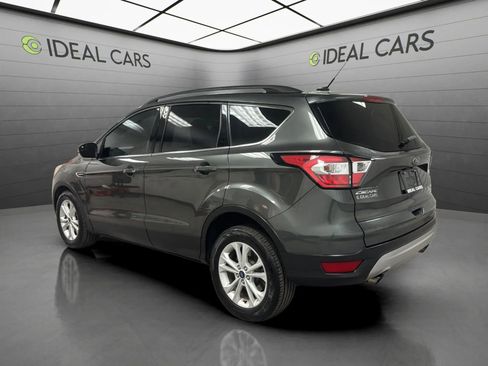 Used 2018 Ford Escape SE FWD image 7