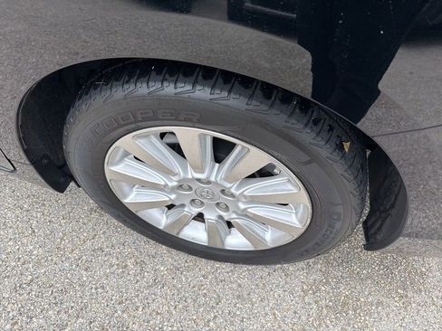 Used 2016 Toyota Sienna Limited Premium image 17