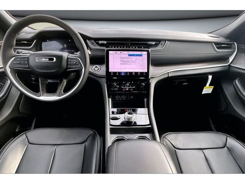 New 2025 Jeep Grand Cherokee L Limited w/ Luxury Tech Group II image 6