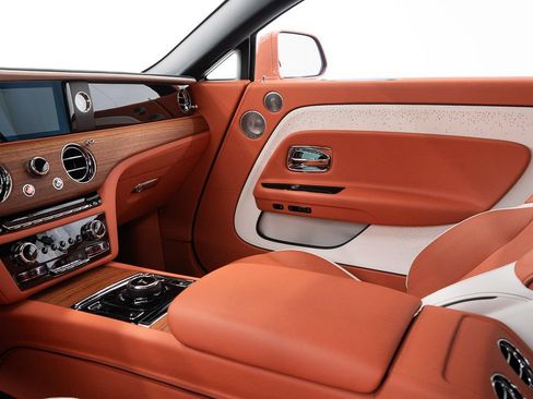 Certified 2024 Rolls-Royce Spectre w/ Spectre Launch Package AWD/4WD image 27