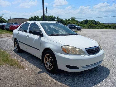 Used 2008 Toyota Corolla CE FWD image 2