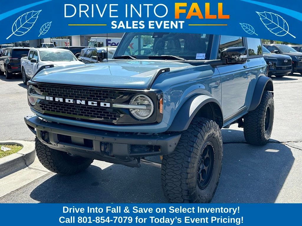 Used 2021 Ford Bronco First Edition AWD/4WD image 2