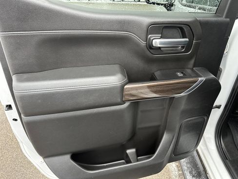 Used 2020 Chevrolet Silverado 1500 LT Trail Boss image 19