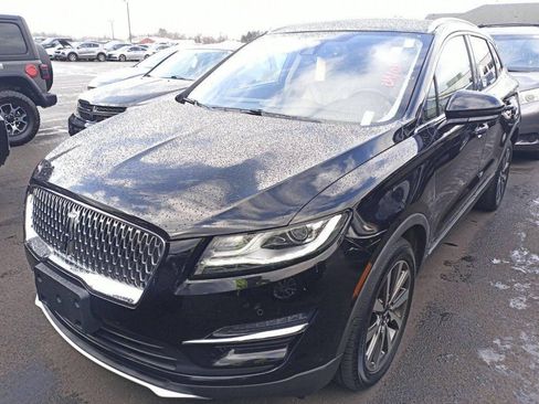 Used 2019 Lincoln MKC Reserve image 1