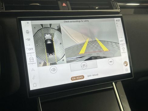 Certified 2026 Land Rover Range Rover Velar Dynamic SE image 17