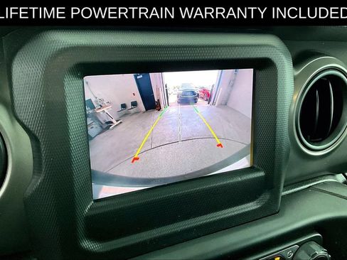 Used 2021 Jeep Wrangler Unlimited Sport AWD/4WD image 30